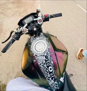 সুজুকি জিক্সার ২০১৯ ব্লু