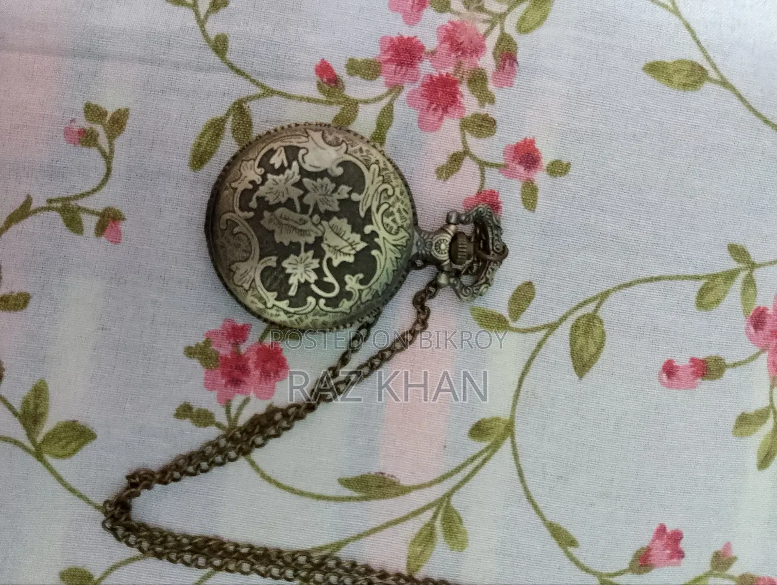 ঘড়ি অথেনটিক
