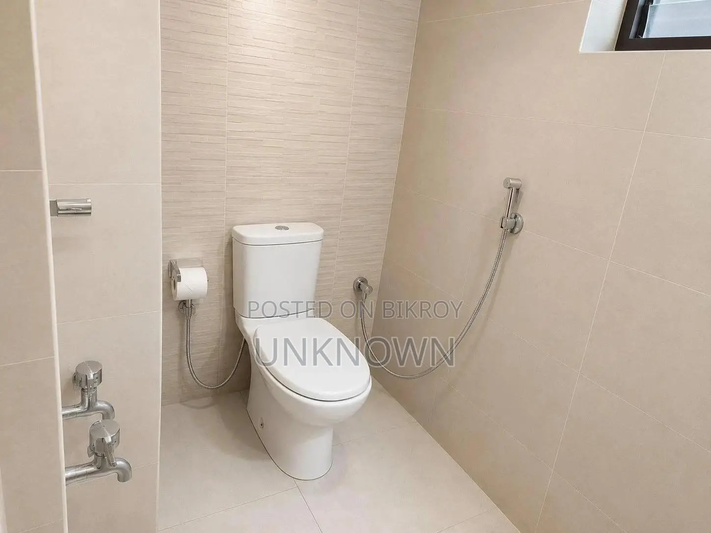 3bdrm Apartment in Rajmoni Tower, Mohammadpur for Rent
