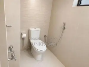 3bdrm Apartment in Rajmoni Tower, Mohammadpur for Rent