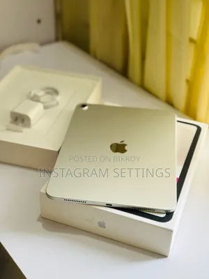 New Apple iPad (2025) 128 GB Silver