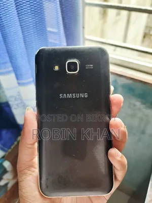 Samsung Galaxy J5 8 GB Black