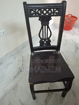 ৬টি চেয়ারসহ ডাইনিং টেবিল