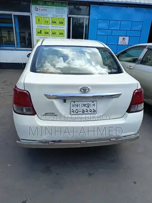 Toyota Axio 1.5 X Two-Wheel Drive 2012 Pearl