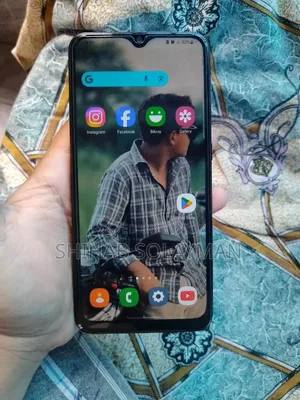 Samsung Galaxy A70 128 GB Black
