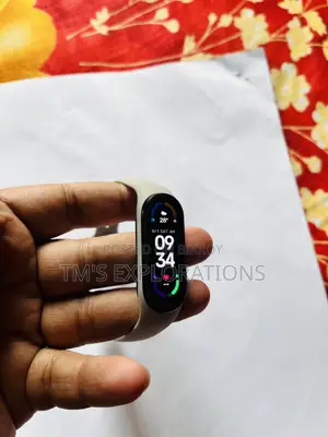 মি ব্যান্ড ৬ - কালো