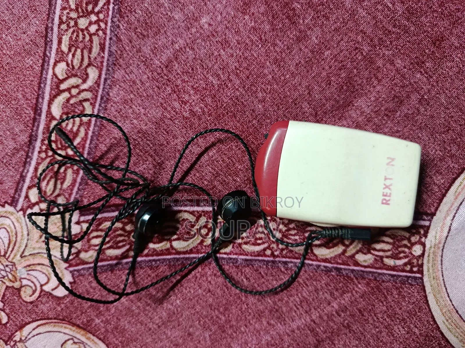 কানে কম শোনার যন্ত্র