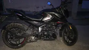 Bajaj Pulsar N160 2022 Black