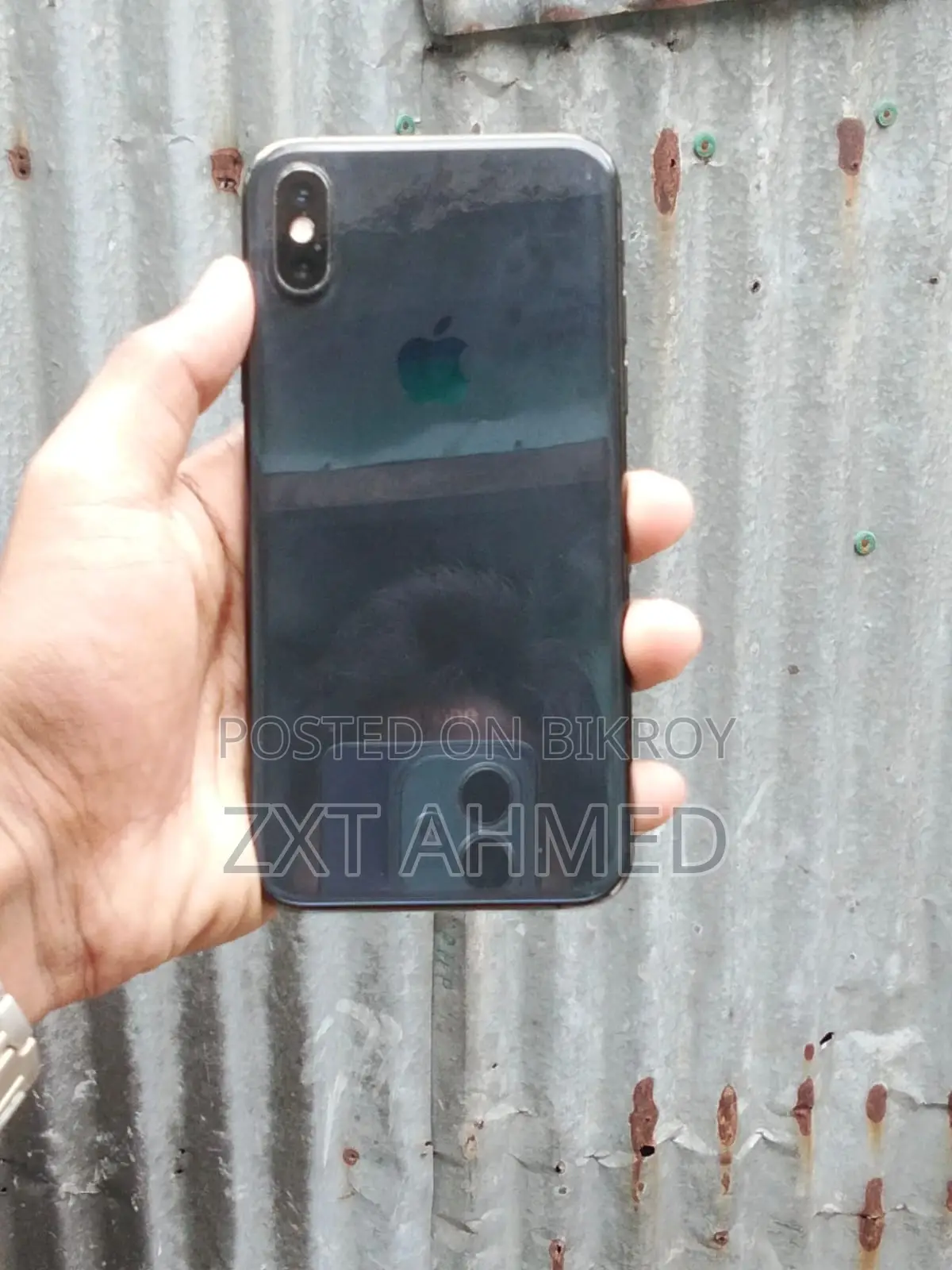 অ্যাপল আইফোন এক্সএস ২৫৬ জিবি ব্ল্যাক