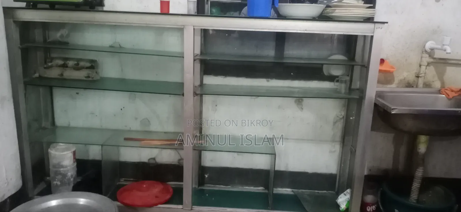 Thai Aluminum and Glass Display Showcase Rack.