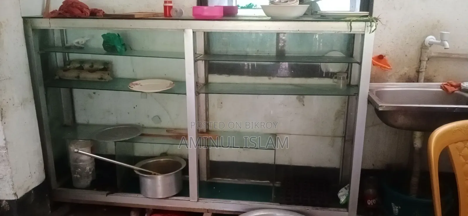 Thai Aluminum and Glass Display Showcase Rack.