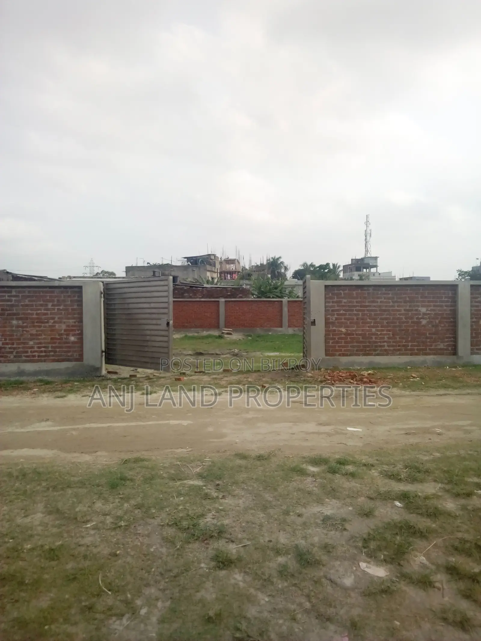 3 Katha 40 Feet Road Corner Plot in 6100 Serial for Urgent Sale
