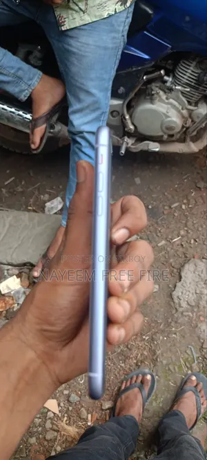 অ্যাপল আইফোন ১১ ১২৮ জিবি পার্পল