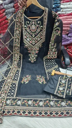 সাদা বাহার থ্রি পিস