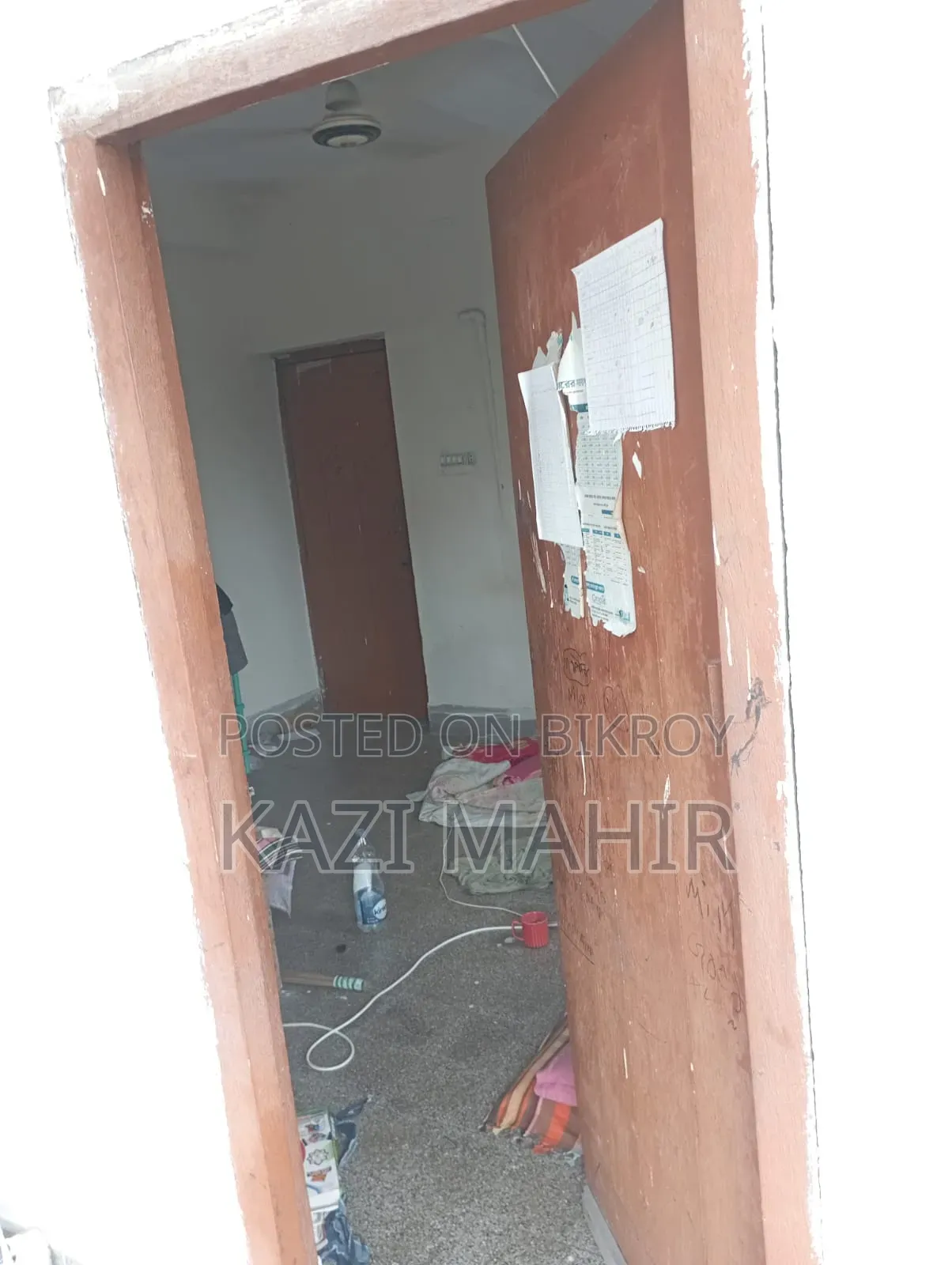 ধানমন্ডিতে ১ বেডরুমের মেস সিট শেয়ার ভাড়ার জন্য