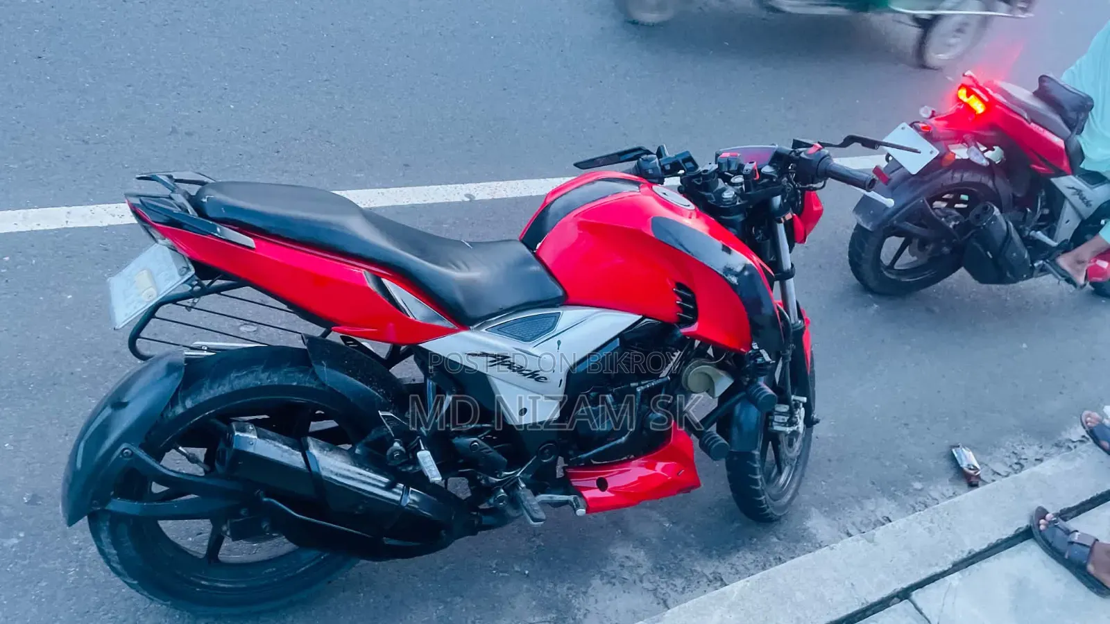 TVS Apache RTR 160 4V 2019 Red