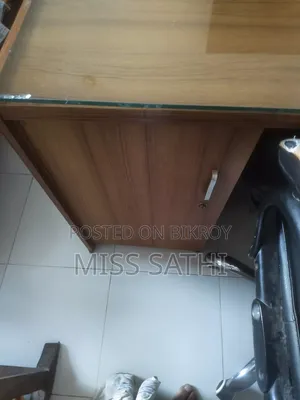 3 Chairs 1 Table.