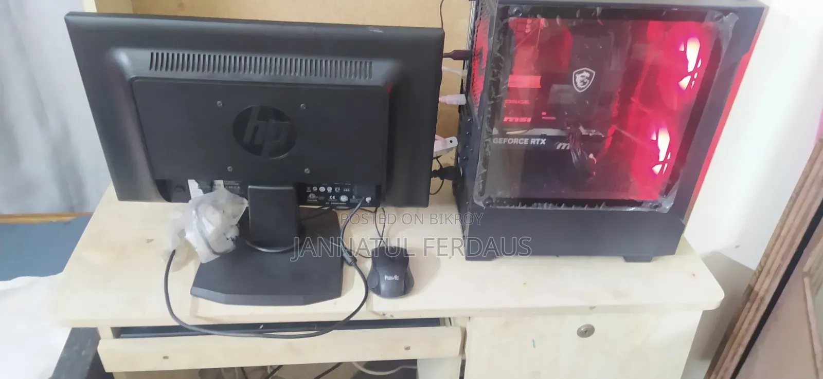 HP 19LV112 - 19" Wide Screen LED Monitor