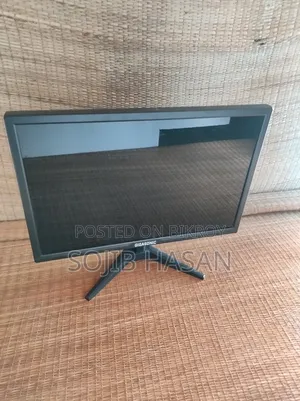 Gigasonic 19" Monitor With Warranty