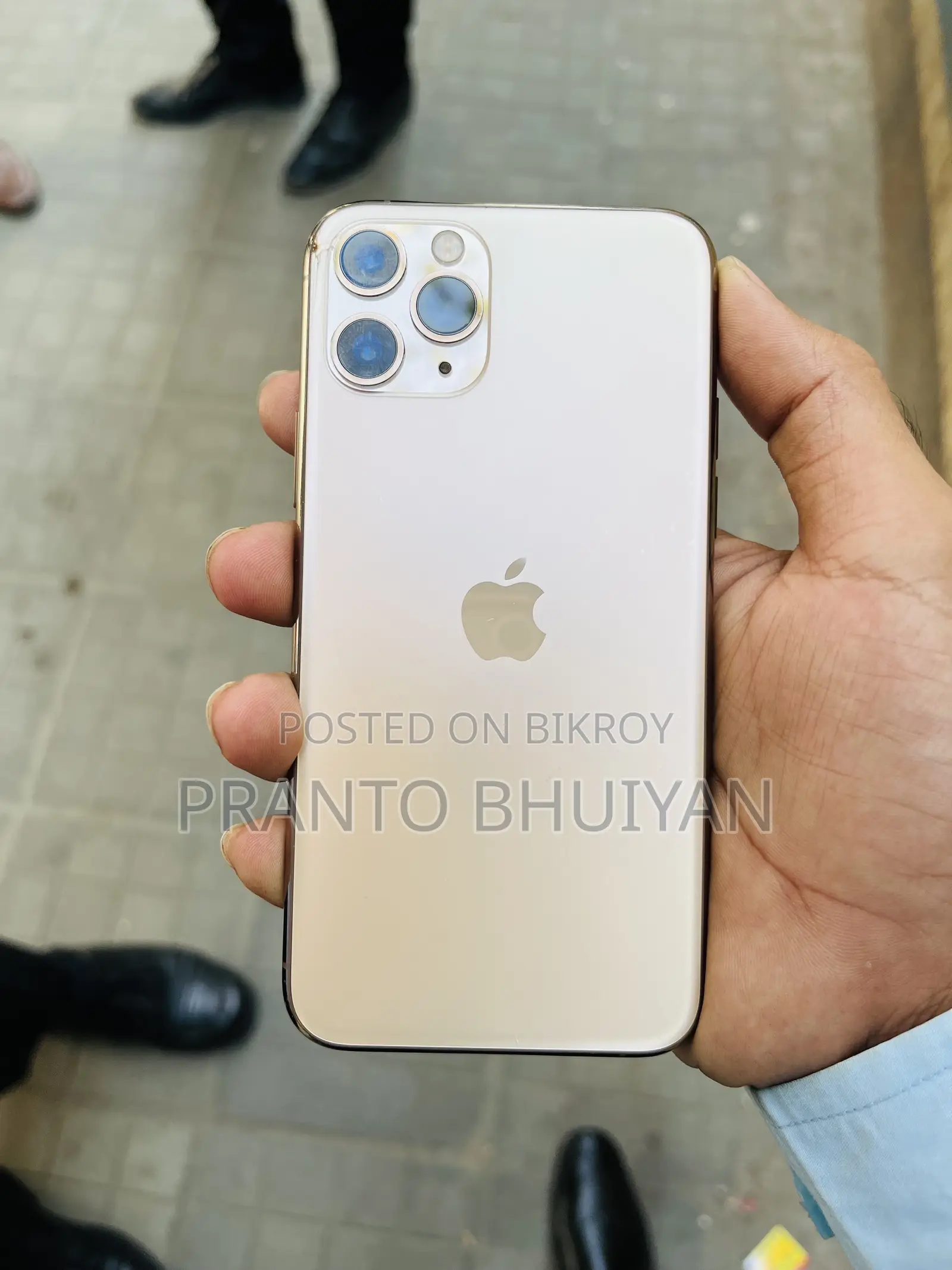 অ্যাপল আইফোন ১১ প্রো ২৫৬ জিবি রোজ গোল্ড