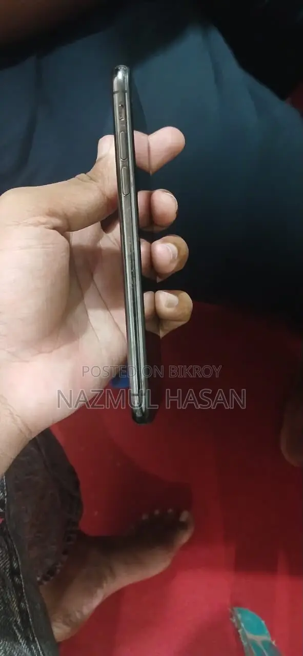 Apple iPhone X 64 GB Black