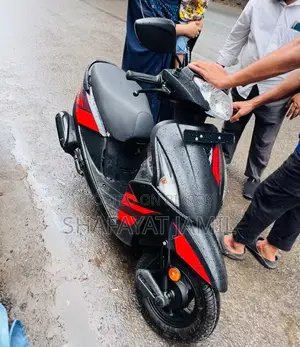 New Hero Pleasure 2025 Black