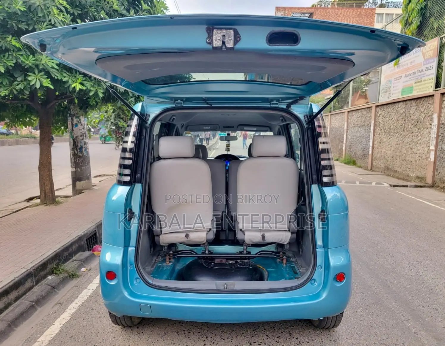 Toyota Sienta 1.5 Four-Wheel Drive 2005 Green