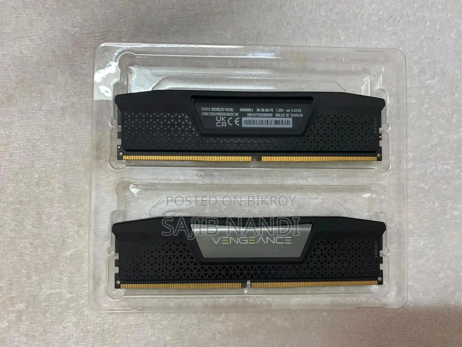 CORSAIR Vengeance 32GB DDR5 5600MHz ব্ল্যাক হিটসিংক ডেস্কটপ র‍্যাম