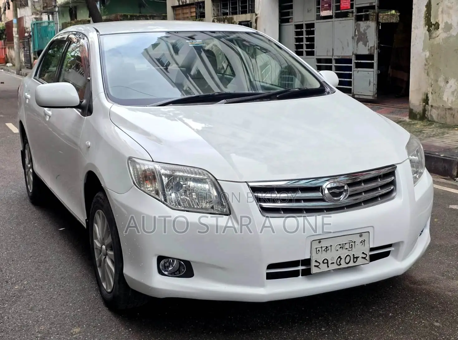 Toyota Axio 1.5 G FWD 2006 White