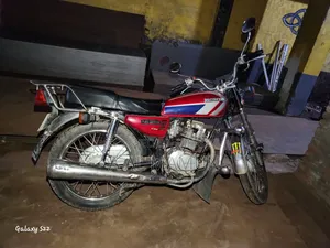 হিরো ড্যাশ ১২৫ ২০০৬ লাল