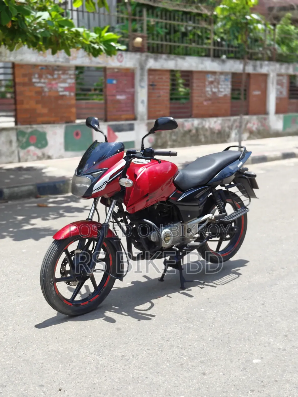 Bajaj Pulsar 150 2014 Red