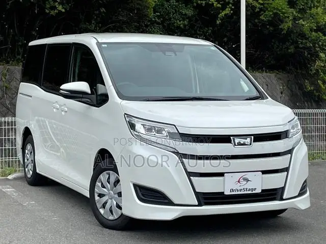 Toyota Noah 2021 Pearl