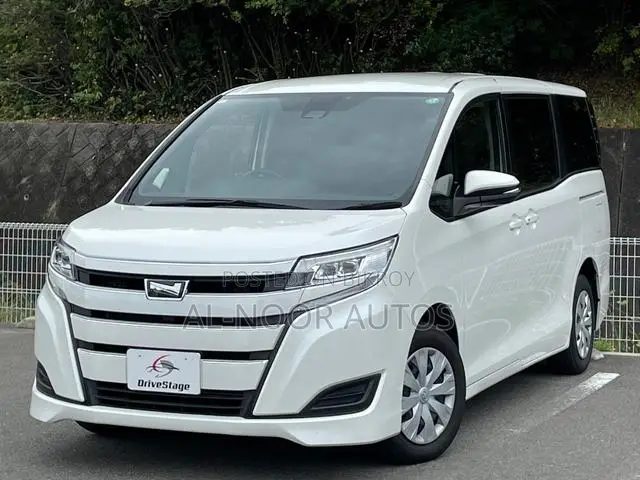 Toyota Noah 2021 Pearl