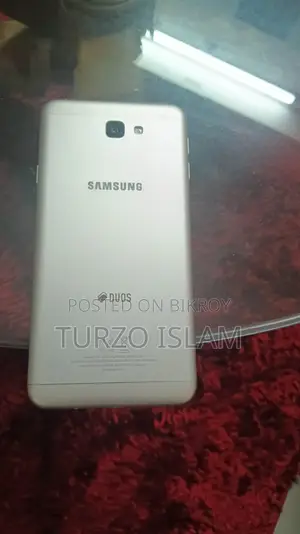 Samsung Galaxy J7 Pro 32 GB Gold