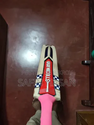 ক্রিকেট ব্যাট
