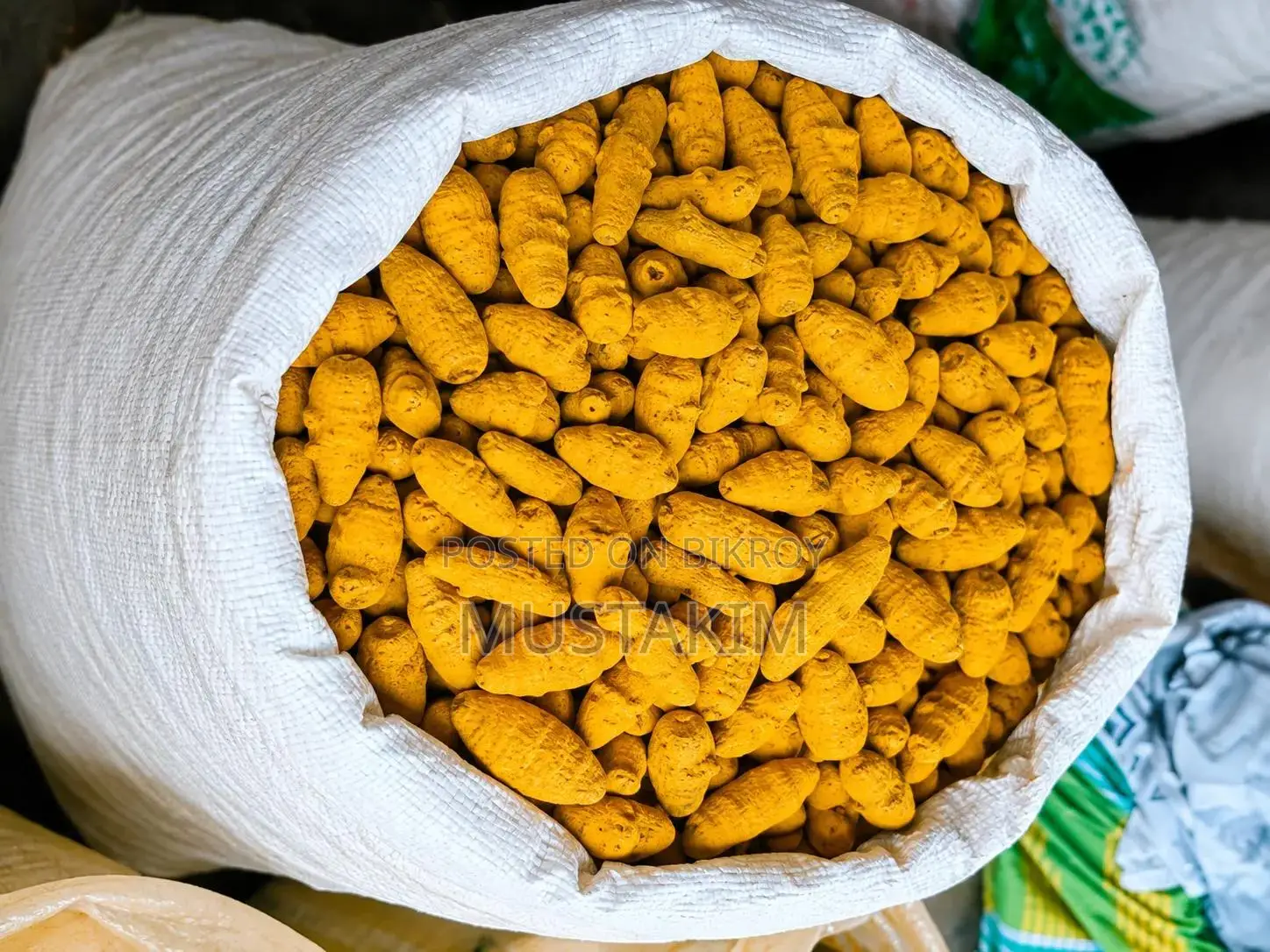 আনেক সুস্থ জাতিও খাবার