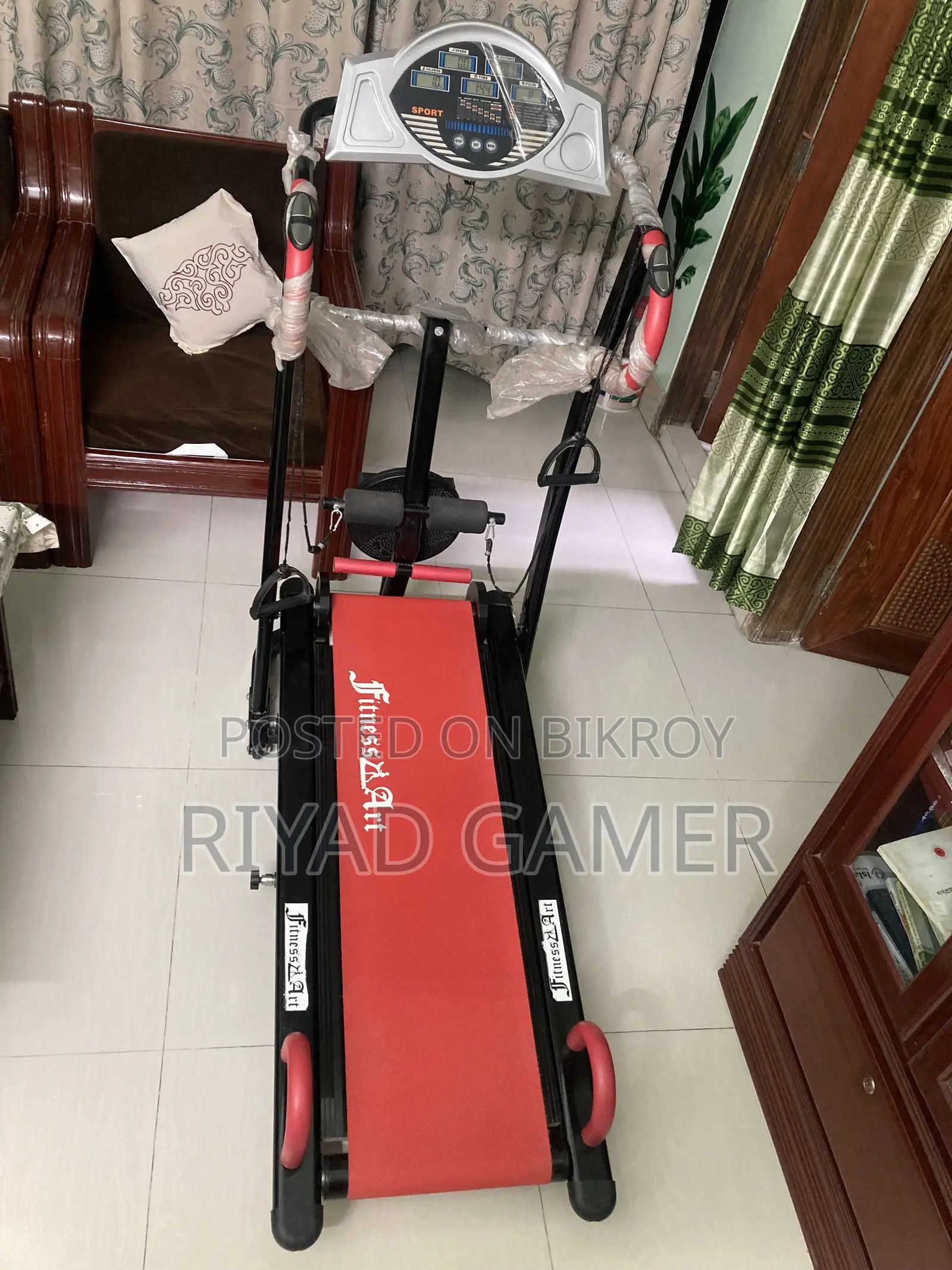6-Way Flat Treadmill