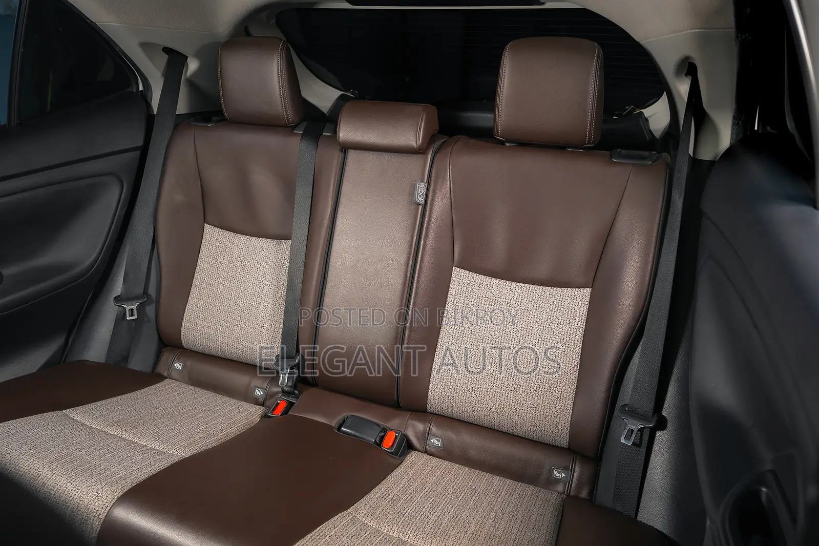 Toyota Yaris Cross 1.5 Hybrid FWD 2021 Pearl