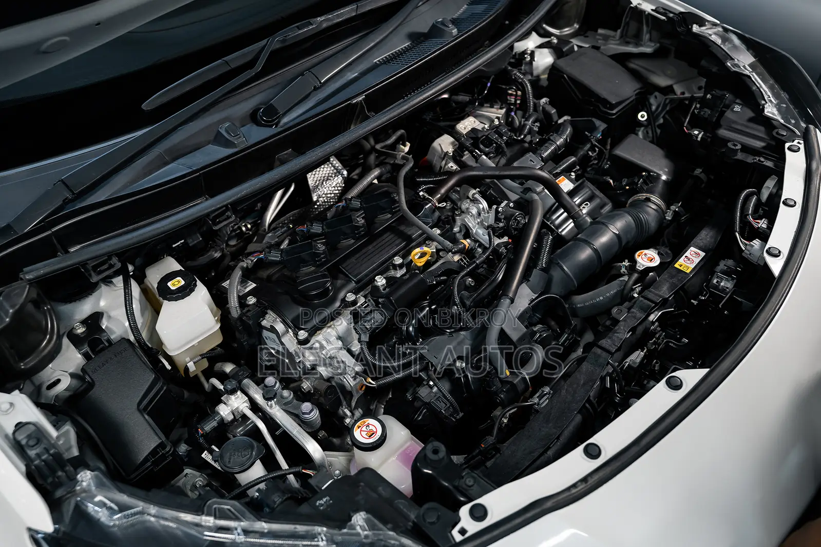 Toyota Yaris Cross 1.5 Hybrid FWD 2021 Pearl
