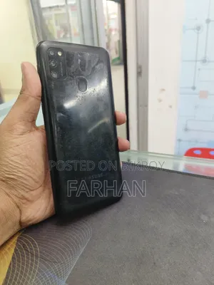 Samsung Galaxy M21 128 GB Black