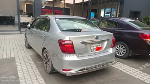 Toyota Axio 2015 Silver