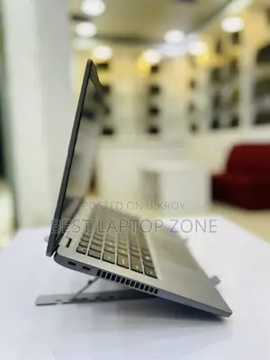 Dell Laptop 8GB Intel Core i5 SSD 256GB