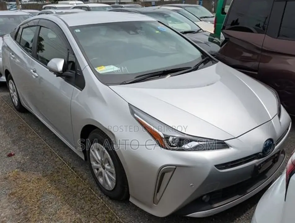 Toyota Prius 2021 Silver