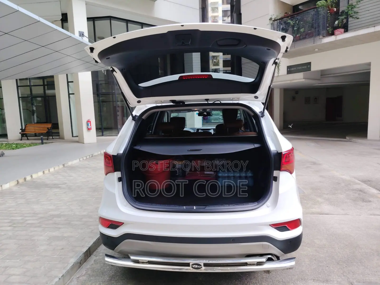 Hyundai Santa Fe 2017 White