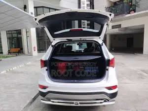 Hyundai Santa Fe 2017 White