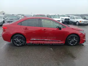 Toyota Corolla 2022 Red