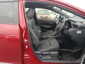 Toyota Corolla 2022 Red