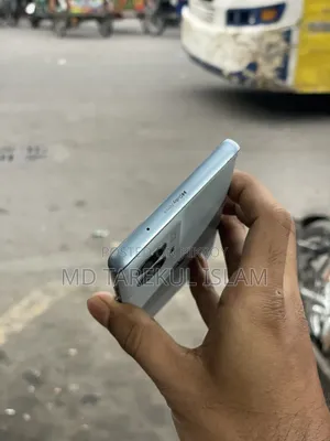মোটররোলা এজ ৫০ ফিউশন ১২৮ জিবি সিলভার