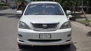 Toyota Harrier 2009 White