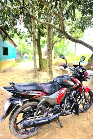 TVS Stryker 125 2023 Red